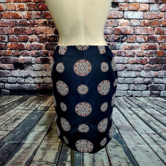 Ann Taylor BOHO Geometric Pencil Skirt - Picture 2 of 5